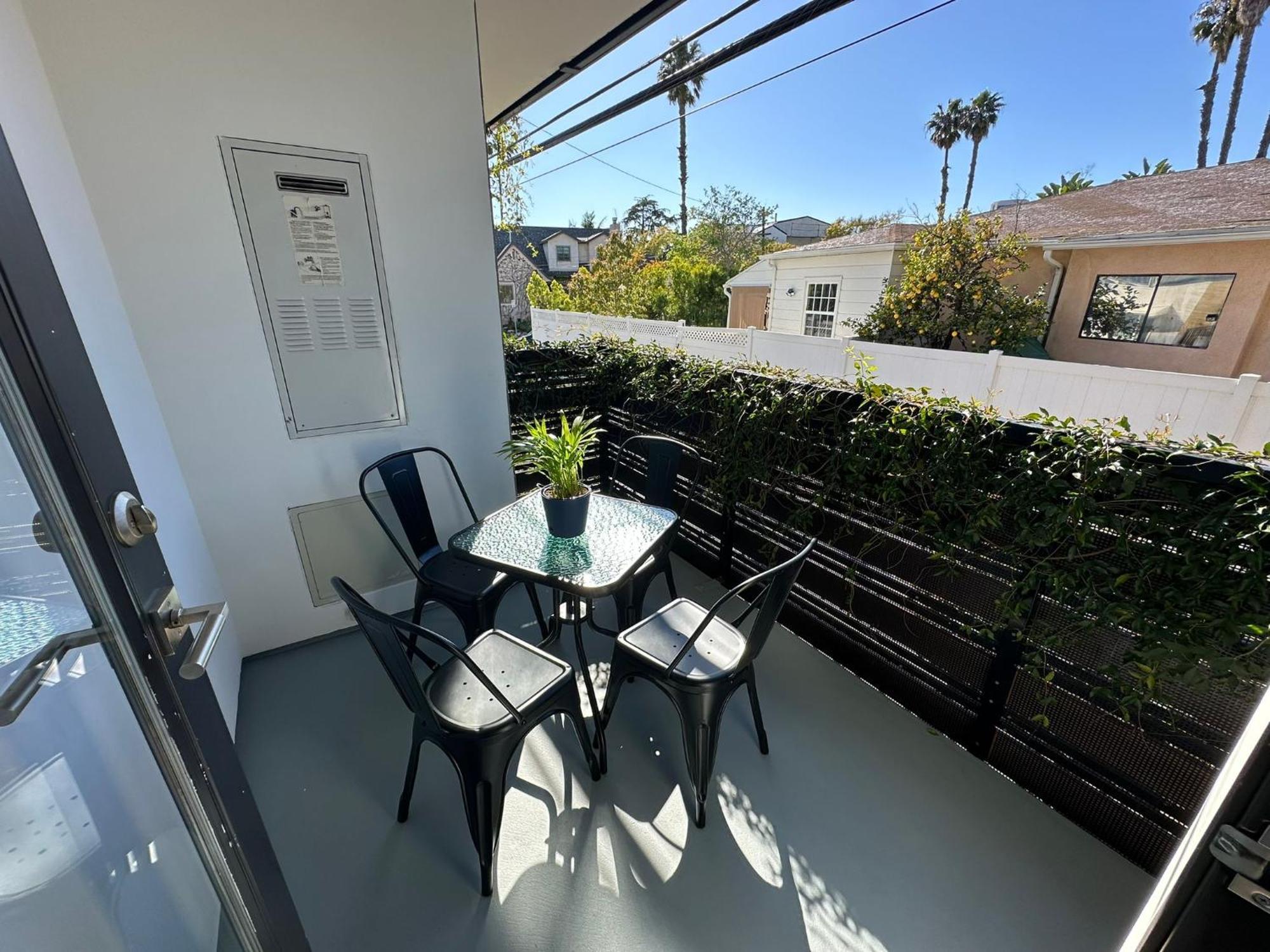 The Century City Cozy 3 Bedroom Apartment With Free Parking! Los Ángeles Exterior foto