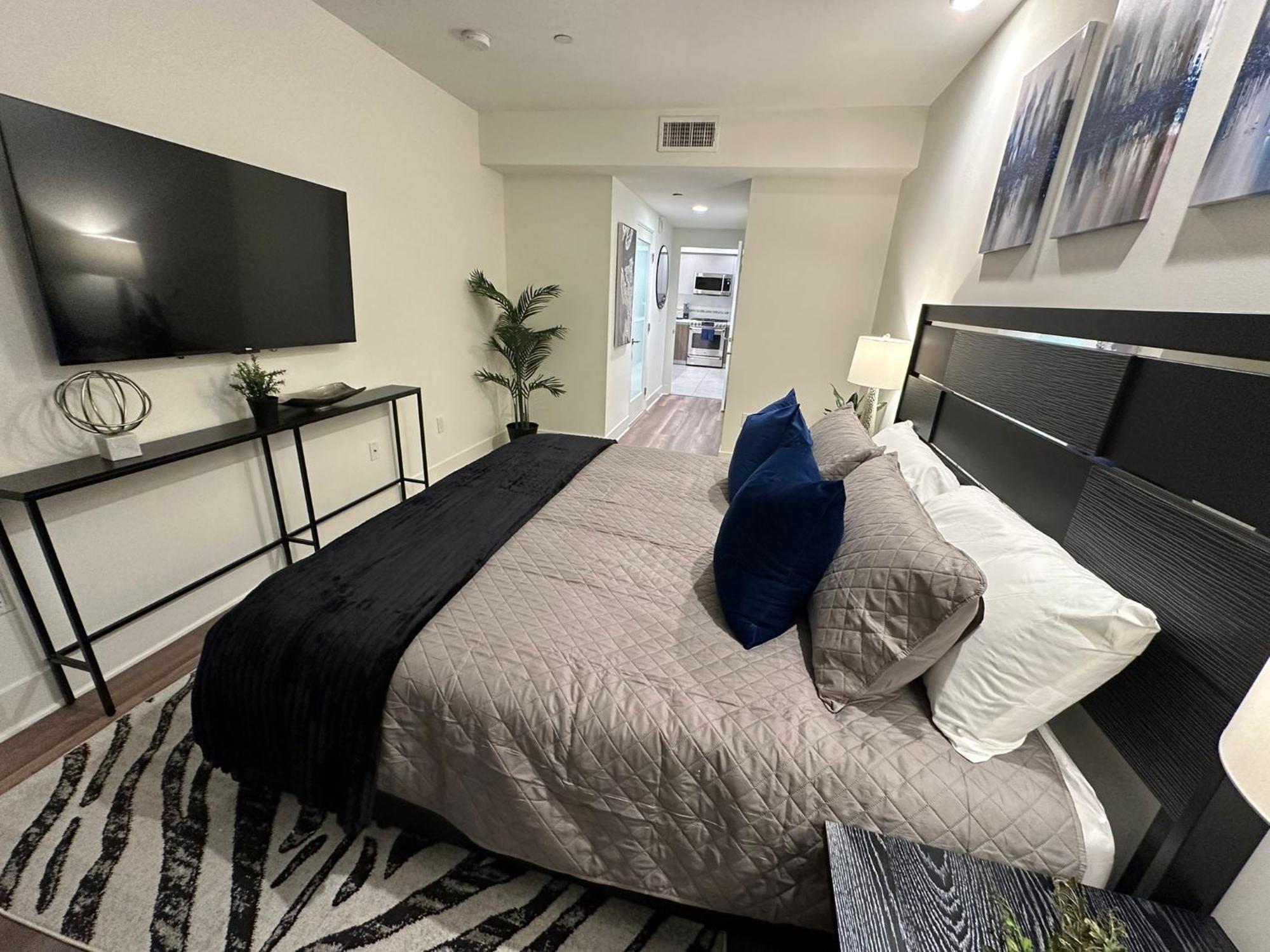 The Century City Cozy 3 Bedroom Apartment With Free Parking! Los Ángeles Exterior foto